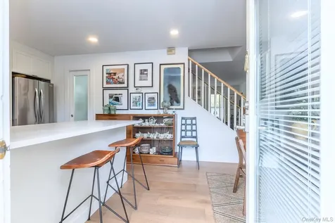 64 Broadway Kingston NY 12401