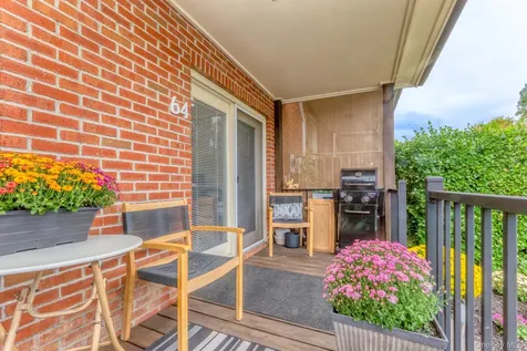 64 Broadway Kingston NY 12401