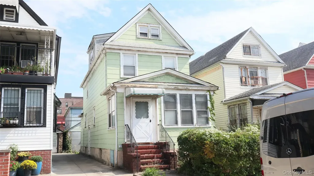 4249 78th Street Elmhurst NY 11373