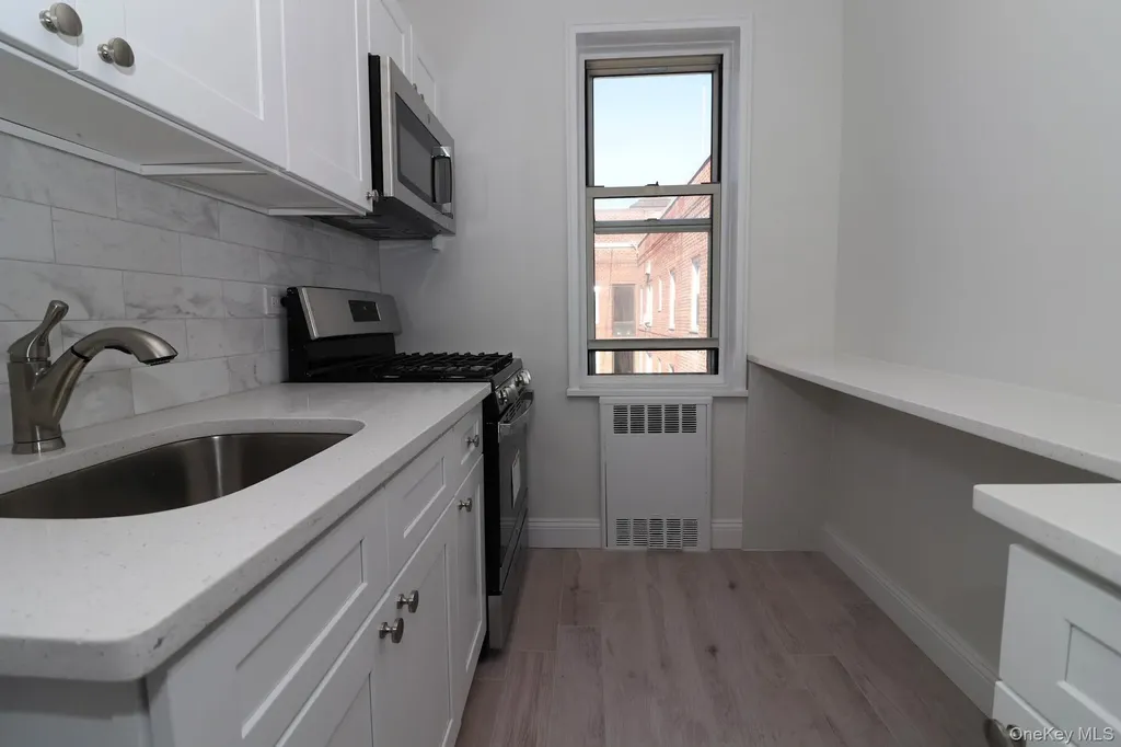 5645 Netherland Avenue Bronx NY 10471