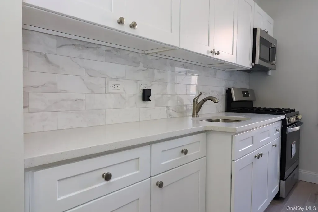 5645 Netherland Avenue Bronx NY 10471