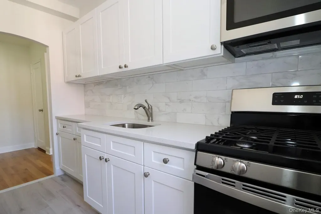 5645 Netherland Avenue Bronx NY 10471