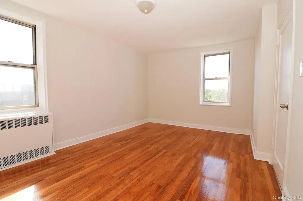 5645 Netherland Avenue Bronx NY 10471