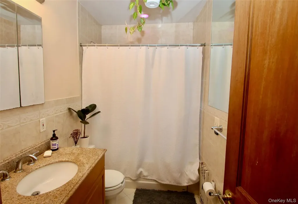 610 Emerson Avenue Baldwin NY 11510