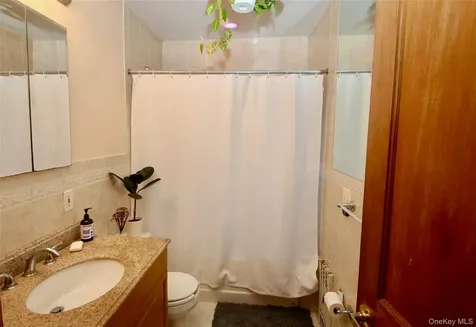 610 Emerson Avenue Baldwin NY 11510