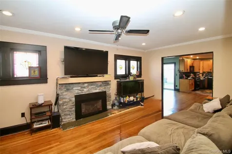 610 Emerson Avenue Baldwin NY 11510