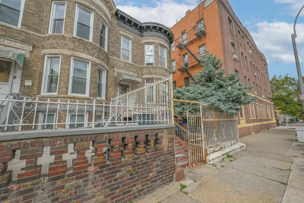 448 E 29th Street Brooklyn NY 11226