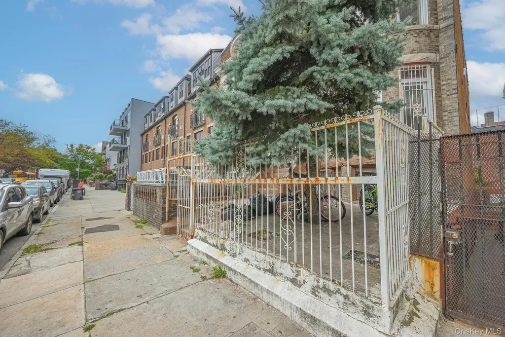 448 E 29th Street Brooklyn NY 11226
