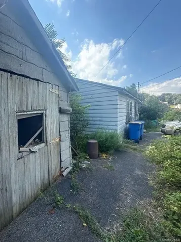 18 Pettit Avenue Kingston NY 12401