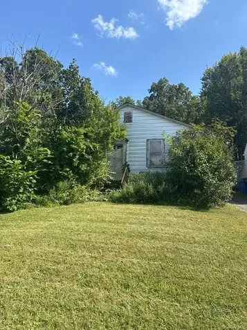 18 Pettit Avenue Kingston NY 12401