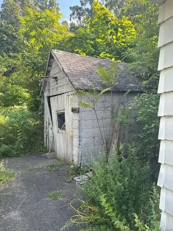 18 Pettit Avenue Kingston NY 12401