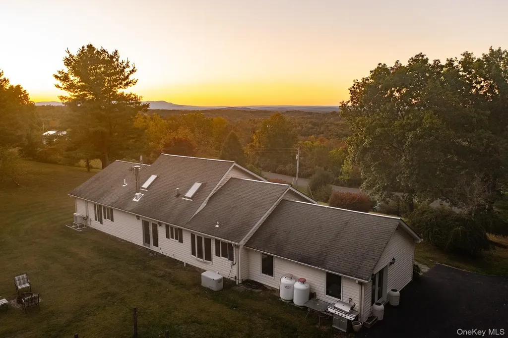 46 Brothers Road Ancram NY 12502