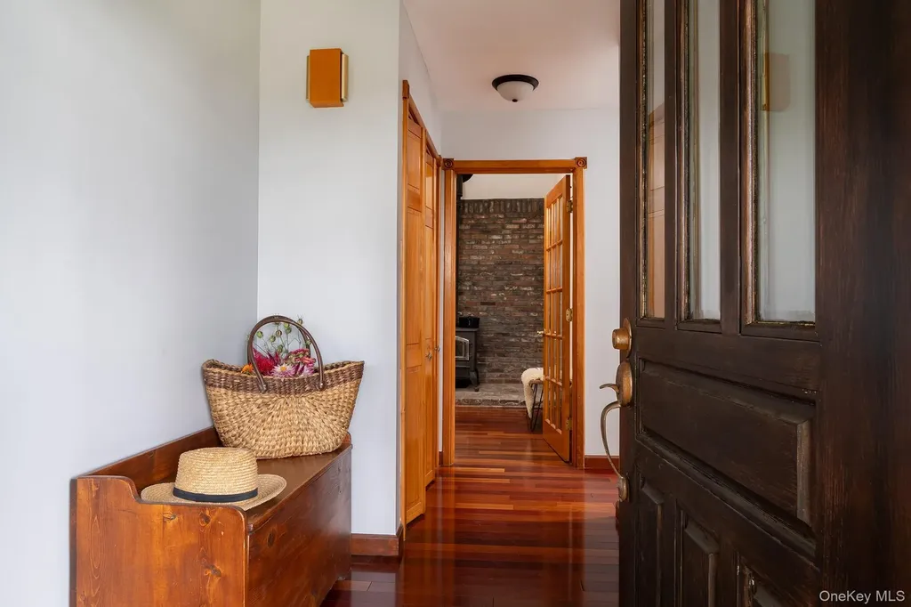 46 Brothers Road Ancram NY 12502