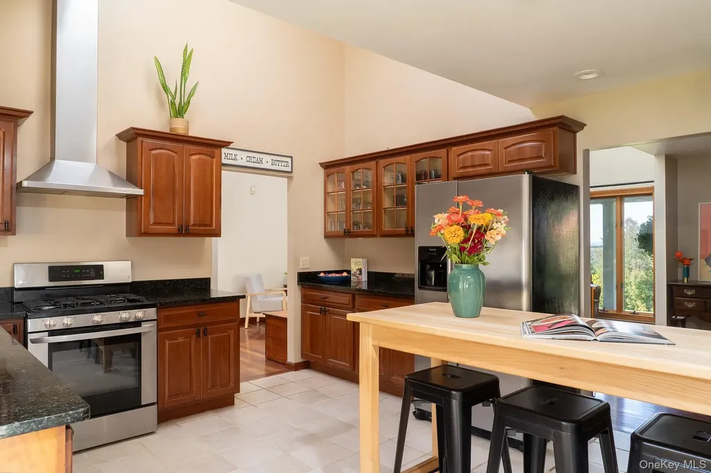 46 Brothers Road Ancram NY 12502