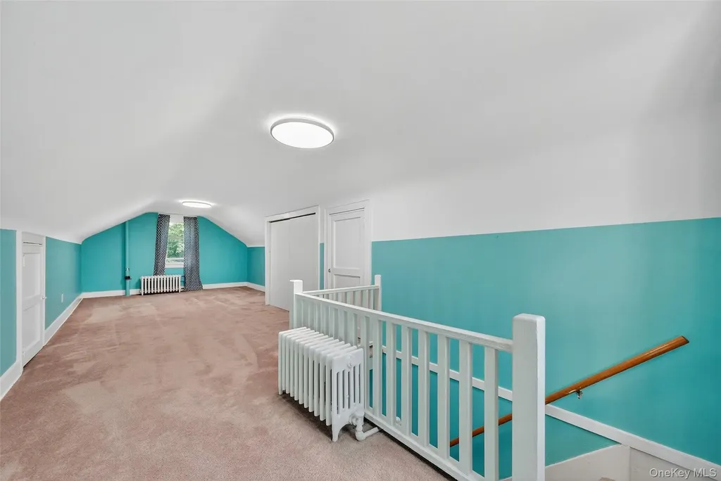 34 Mountain View Road Poughkeepsie NY 12603
