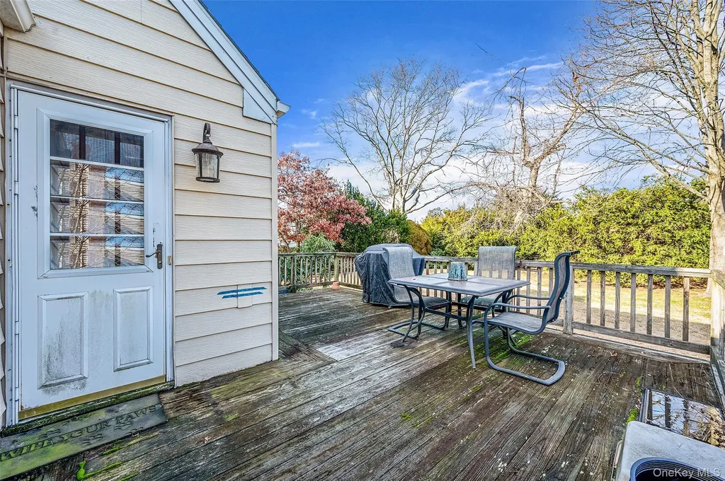 360 Arcadia Drive West Islip NY 11795