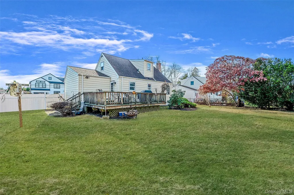 360 Arcadia Drive West Islip NY 11795