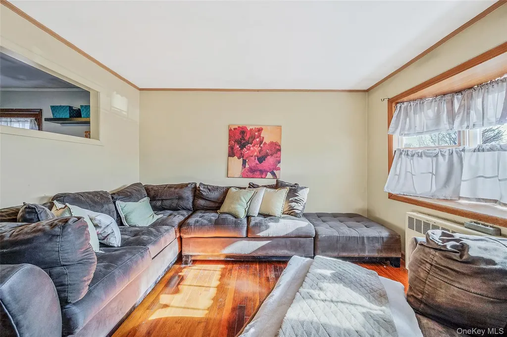 360 Arcadia Drive West Islip NY 11795
