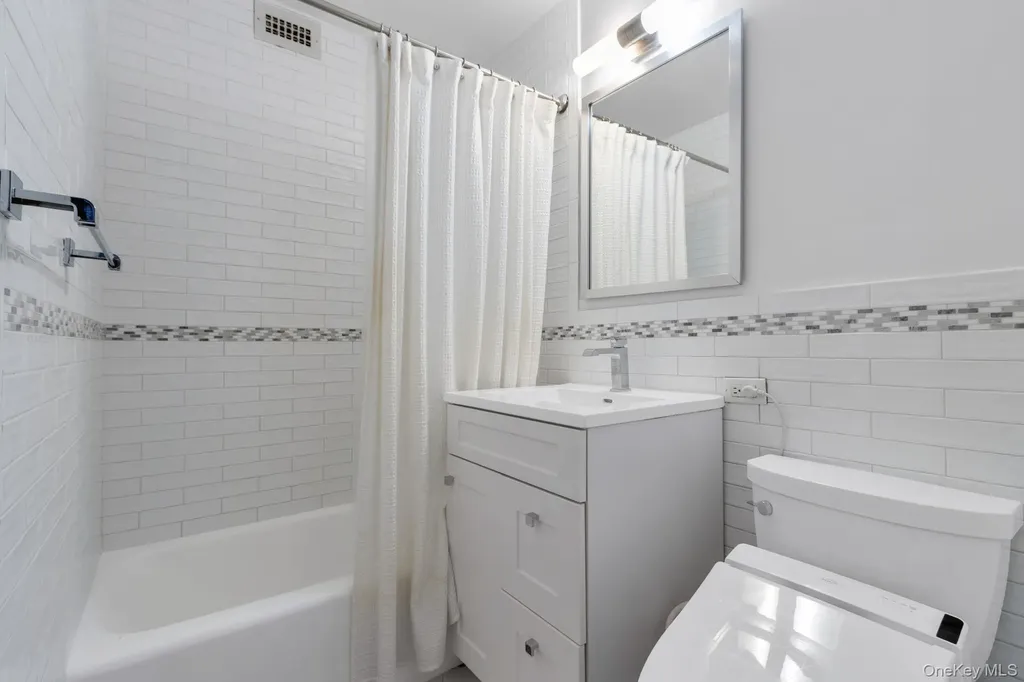 2500 Johnson Avenue Bronx NY 10463