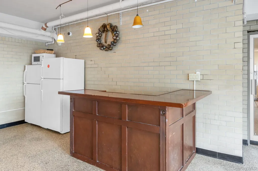 2500 Johnson Avenue Bronx NY 10463