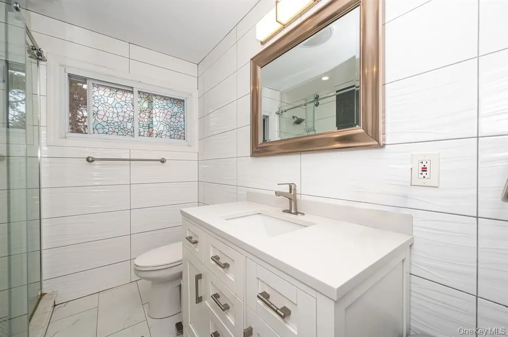 20 Marlon Avenue Bethpage NY 11714
