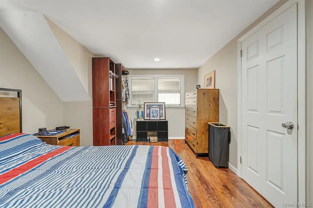 20 Marlon Avenue Bethpage NY 11714
