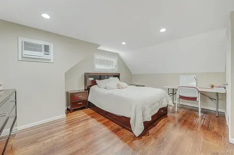 20 Marlon Avenue Bethpage NY 11714