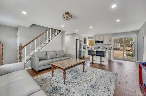 20 Marlon Avenue Bethpage NY 11714