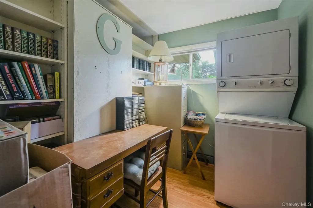 11 Fox Lane Shoreham NY 11786