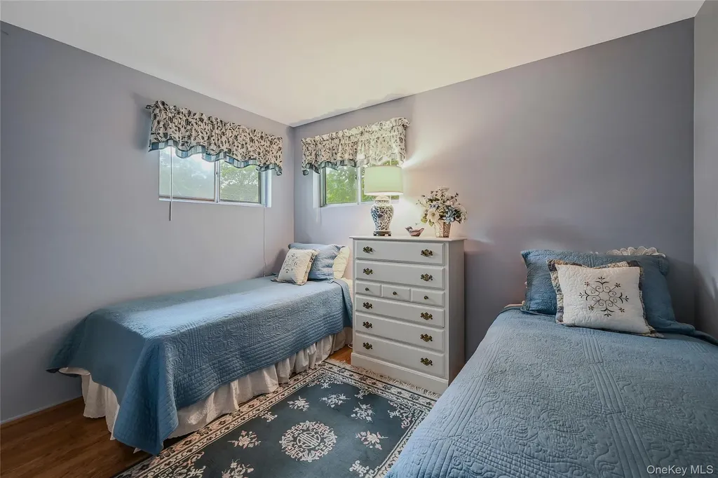 11 Fox Lane Shoreham NY 11786