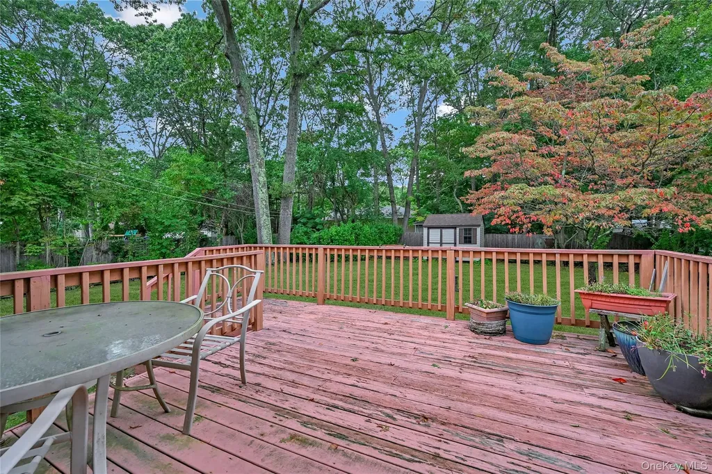 11 Fox Lane Shoreham NY 11786