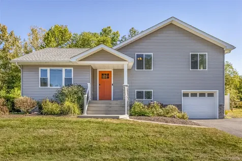 35 Morris Drive Hyde Park NY 12538