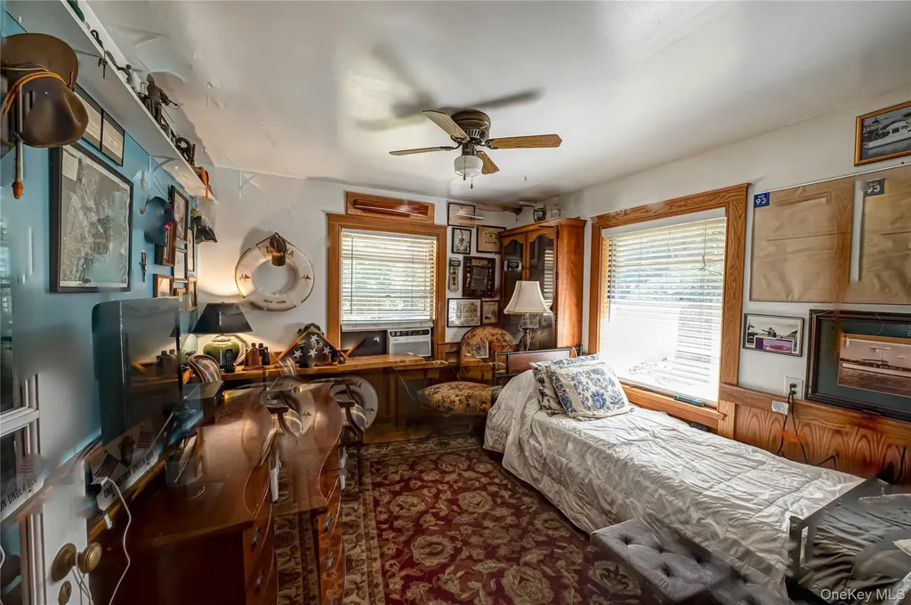 80 Oak Road Bayport NY 11705