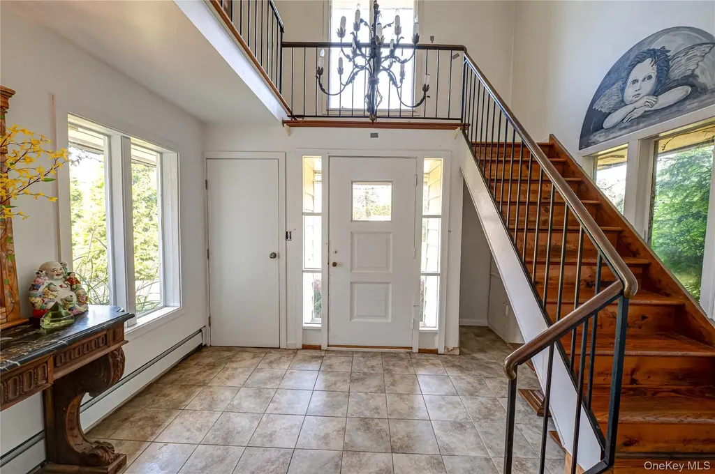 80 Oak Road Bayport NY 11705