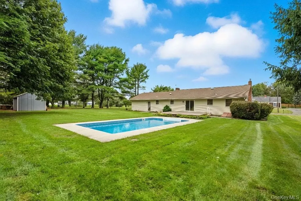 440 Jernick Lane Southold NY 11971