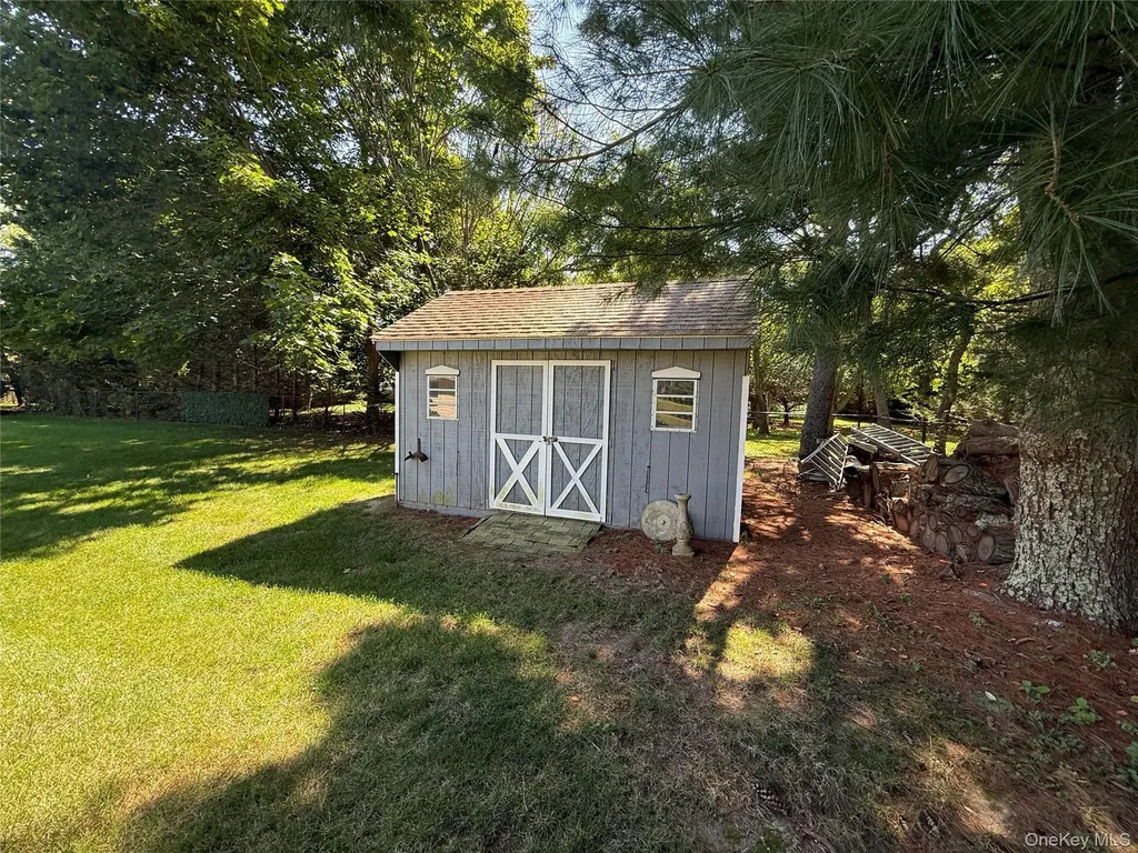 440 Jernick Lane Southold NY 11971