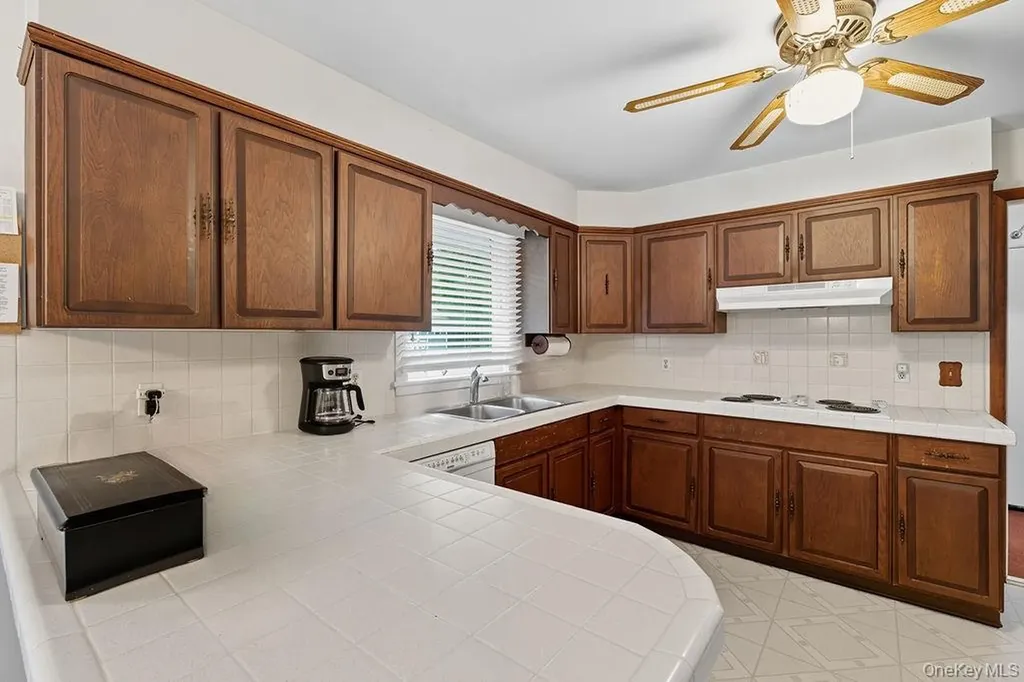 440 Jernick Lane Southold NY 11971