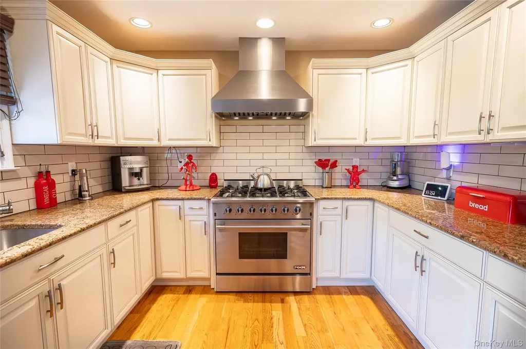 26 Kearney Avenue Bethpage NY 11714
