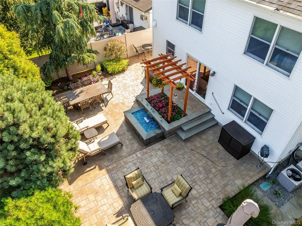 26 Kearney Avenue Bethpage NY 11714