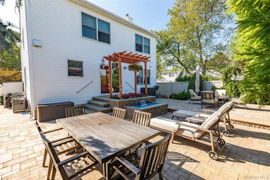 26 Kearney Avenue Bethpage NY 11714