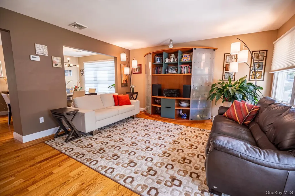 26 Kearney Avenue Bethpage NY 11714