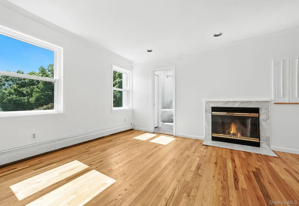 19 Friendship Lane Red Hook NY 12571