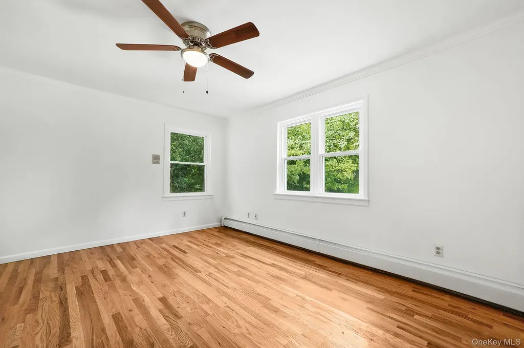 19 Friendship Lane Red Hook NY 12571