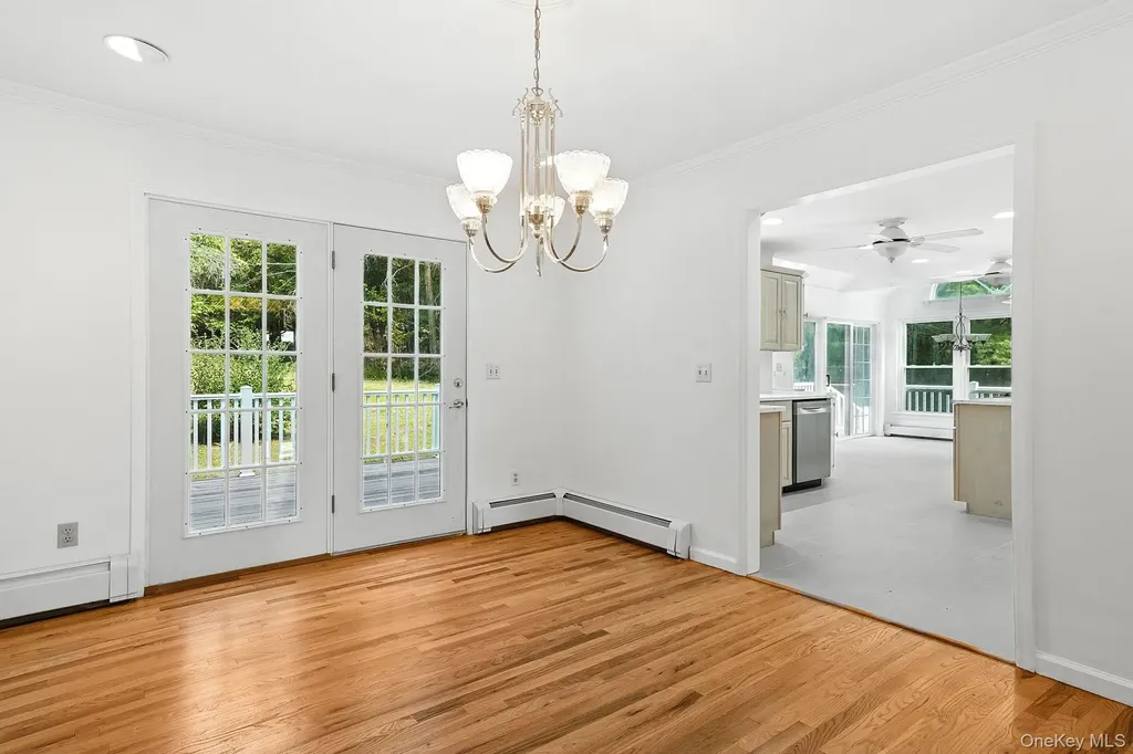 19 Friendship Lane Red Hook NY 12571