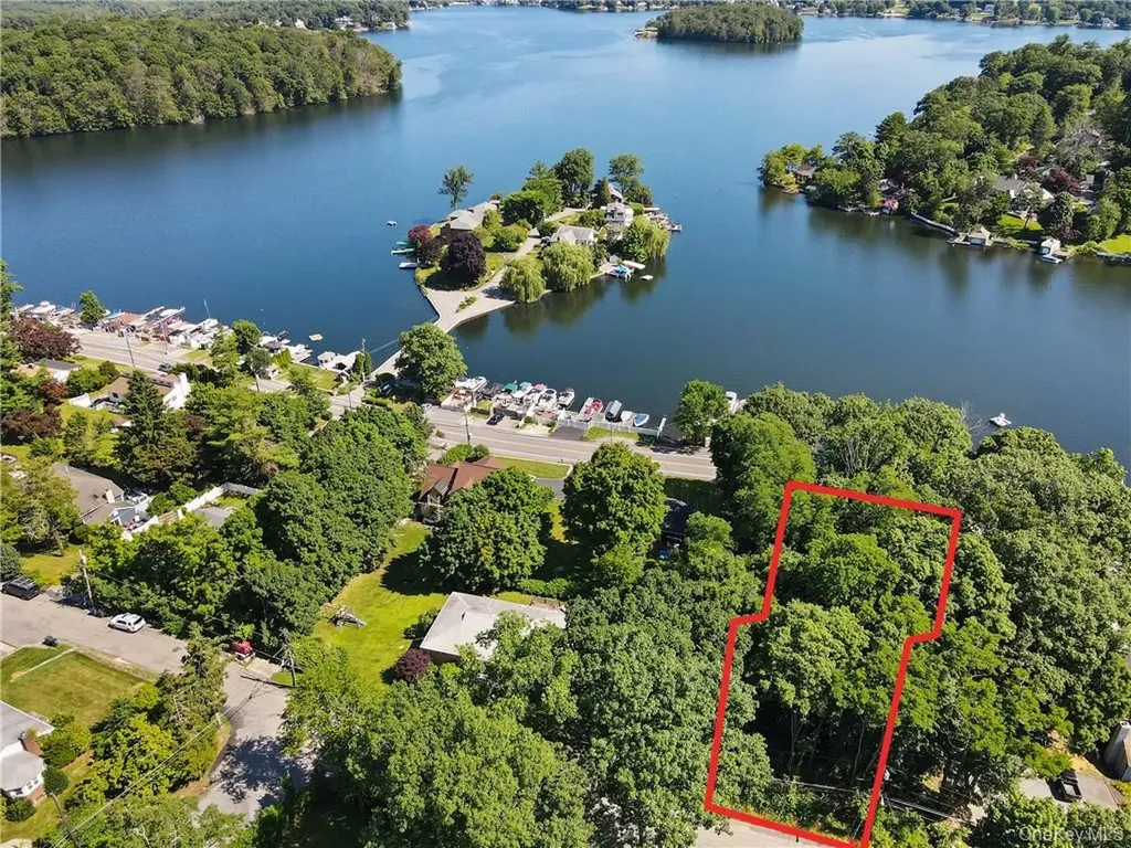 870 S Lake Boulevard Mahopac NY 10541