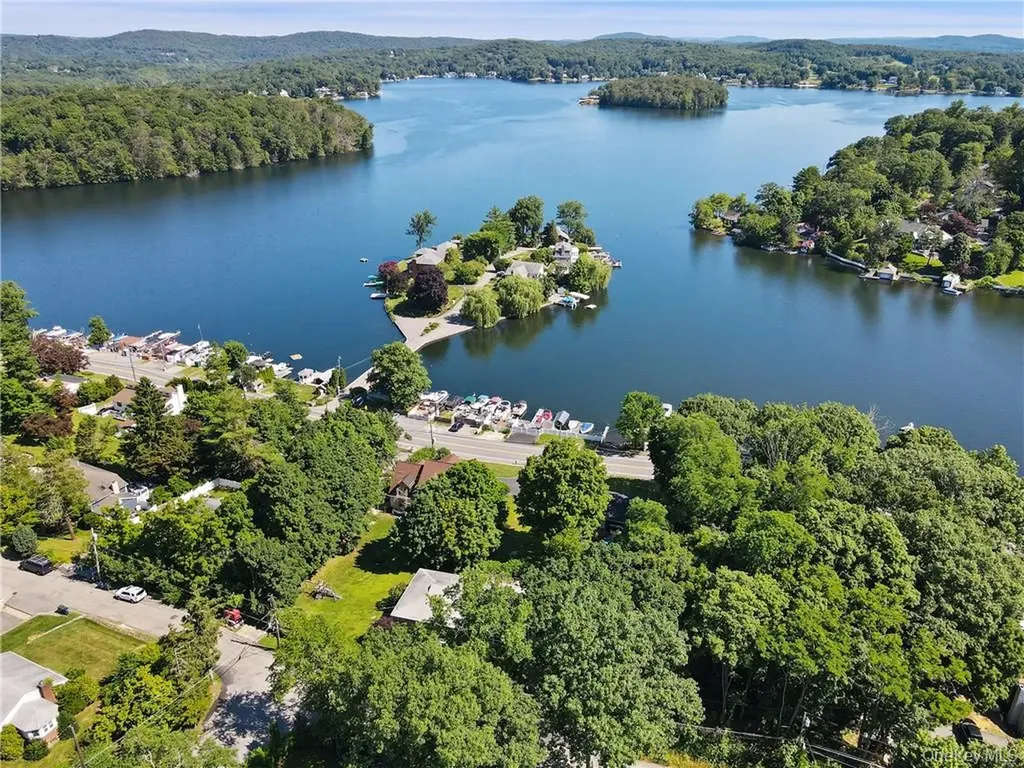 870 S Lake Boulevard Mahopac NY 10541