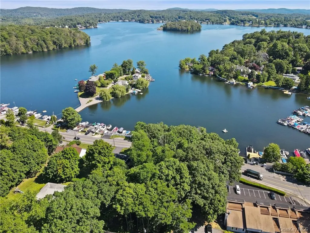 870 S Lake Boulevard Mahopac NY 10541