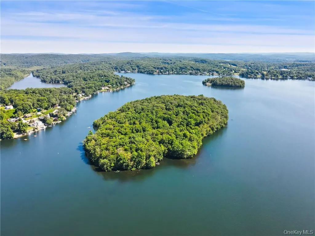 870 S Lake Boulevard Mahopac NY 10541