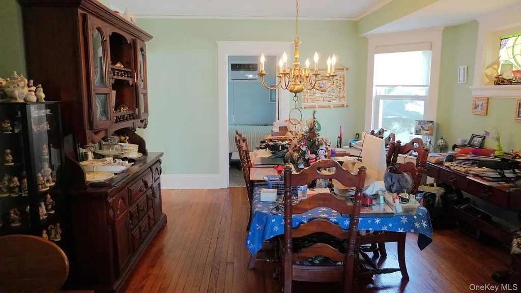 20 Pelhamside Drive New Rochelle NY 10801
