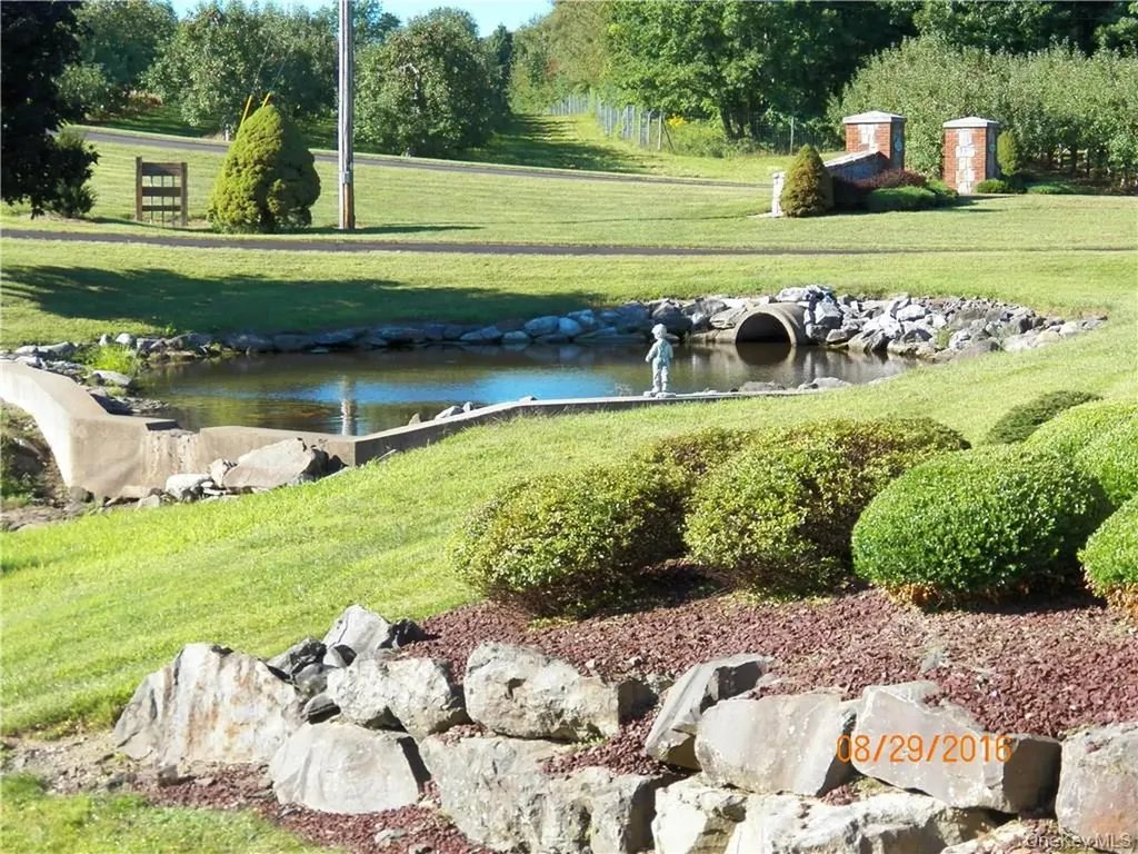 35 Acampora Drive Wallkill NY 12589